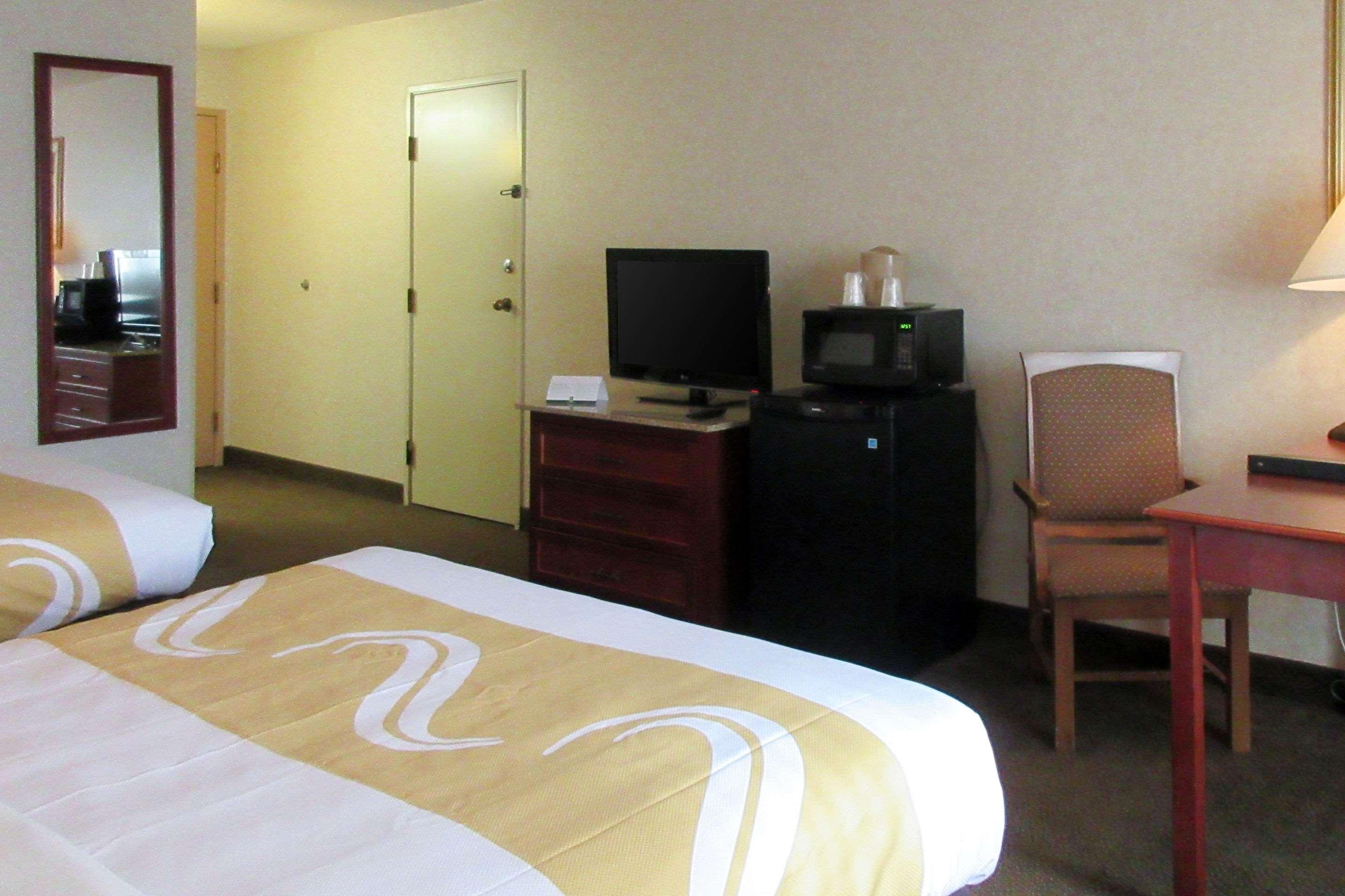 Quality Inn & Suites Albuquerque Downtown University Ngoại thất bức ảnh